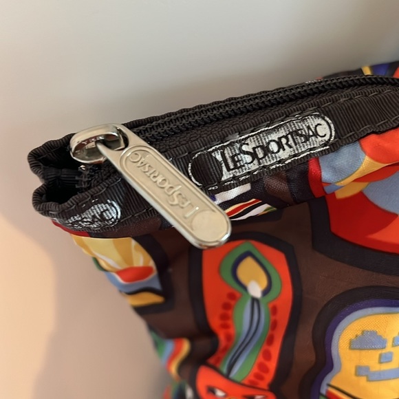 Lesportsac Tote bag with zipper closer, nesting dolls - Picture 3 of 8